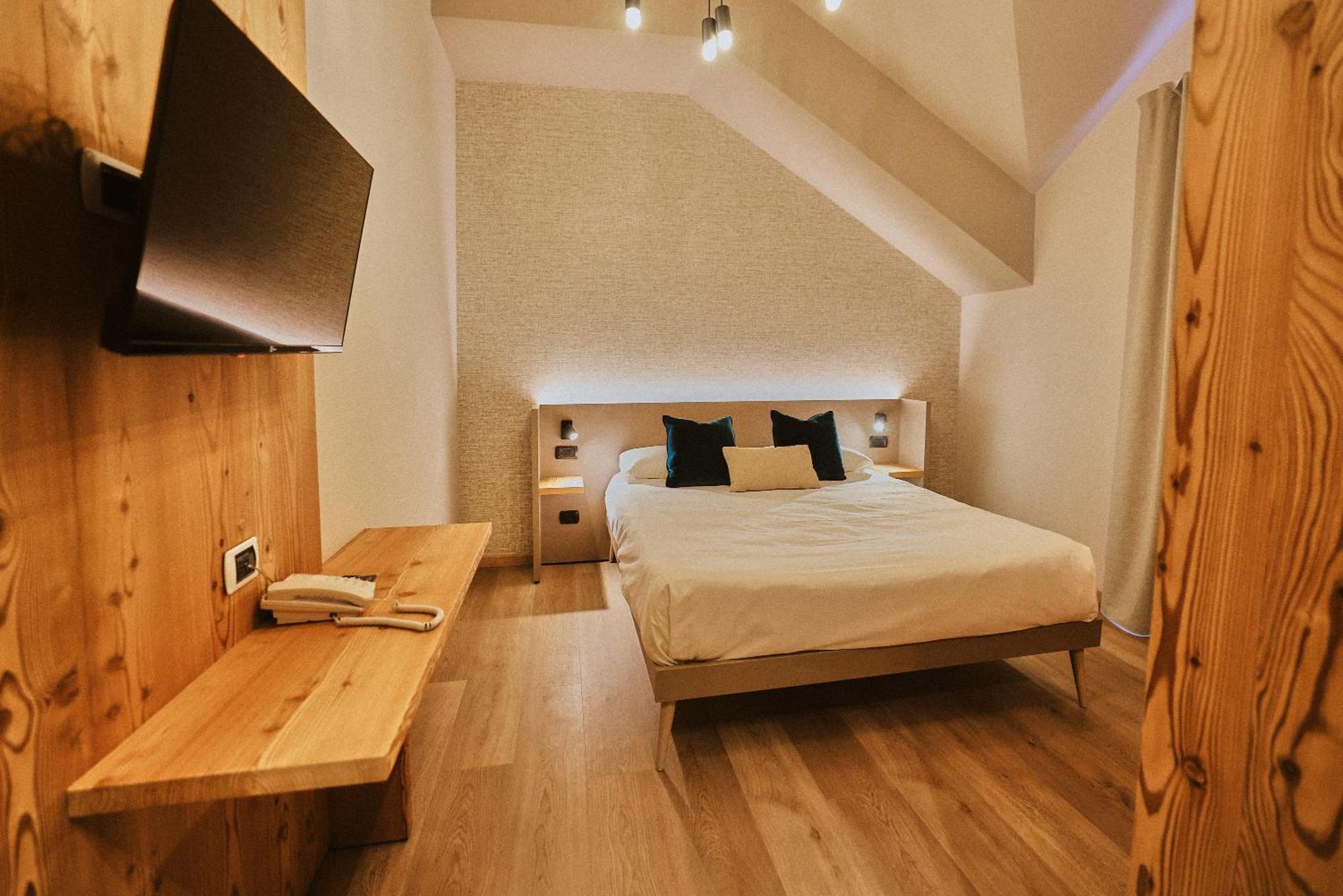 Albergo Meuble Vecchio Scarpone Baceno Exterior photo